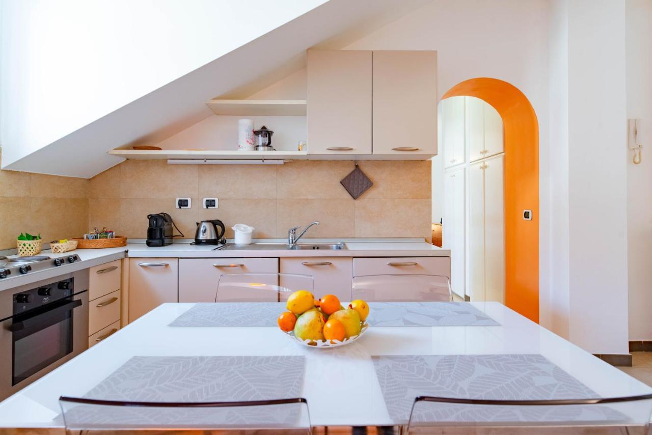 Apartmán Ca Maria Vittoria By Happyhostorino Exteriér fotografie